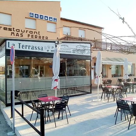 Hostal Mas Ferrer Cornella de Terri Экстерьер фото