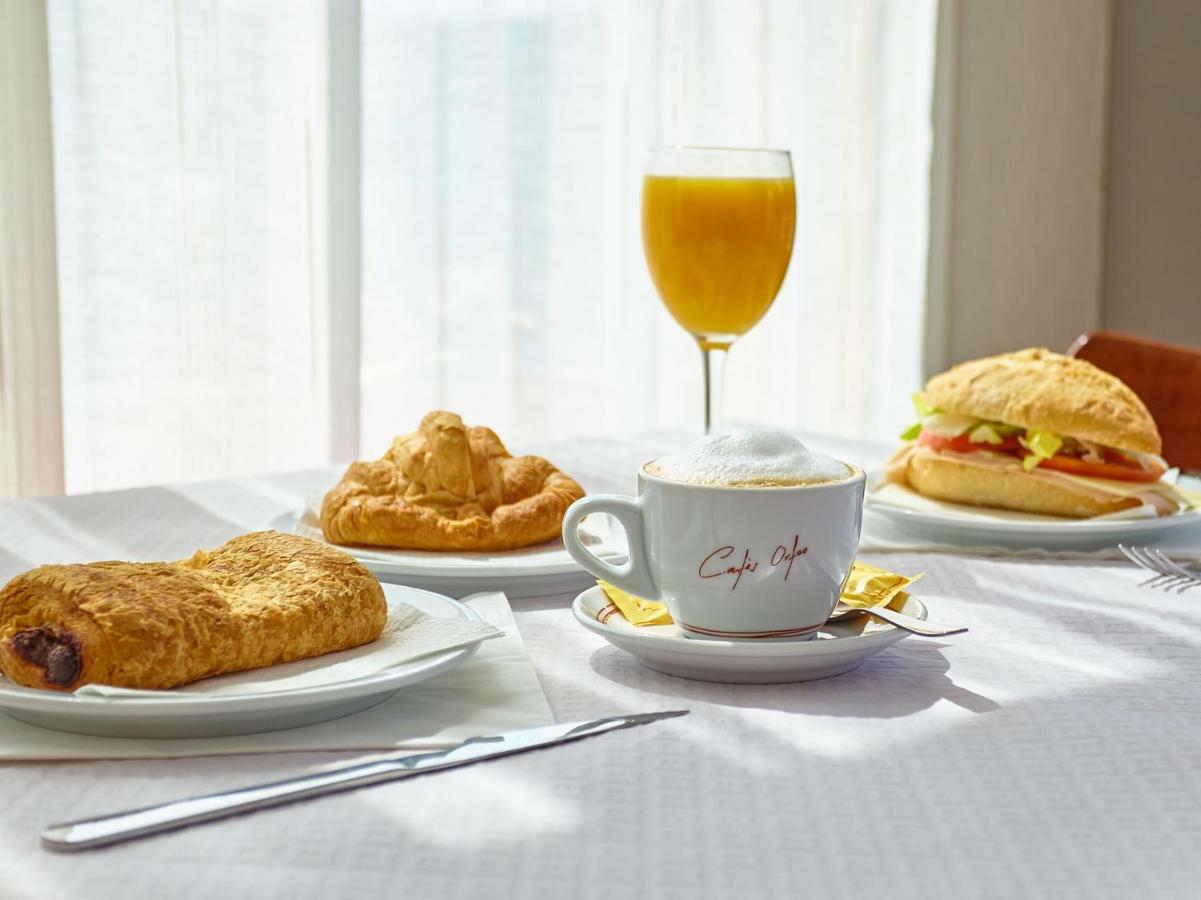 Hostal Mas Ferrer Cornella de Terri Экстерьер фото