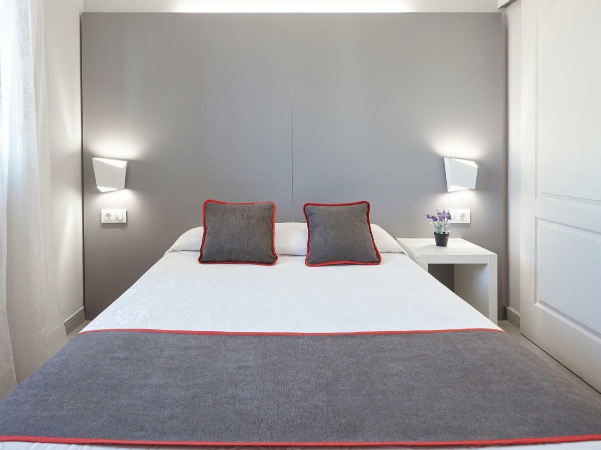 Hostal Mas Ferrer Cornella de Terri Экстерьер фото